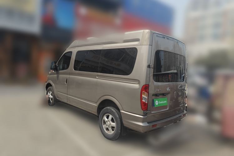 Used SAIC MAXUS Xintu V80 2016 2.5T Manual Aoyuntong National IV Short Wheelbase Mid-Roof 6-Seater Rear Left 45 Deg