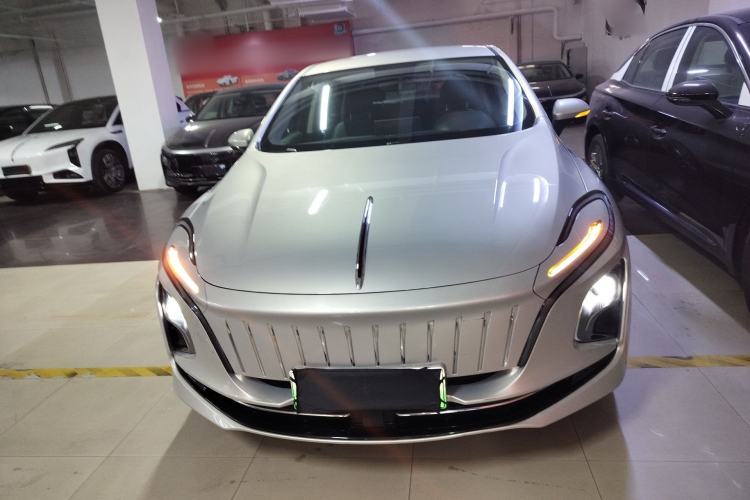 Used Hongqi E-QM5 2024 610 km PLUS