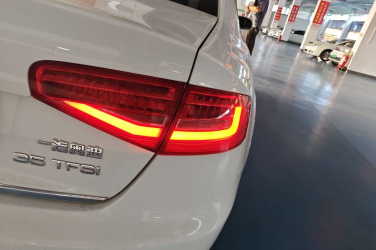 Used Audi A4L 2013 35 TFSI Automatic Technology Edition Right Rear Taillight