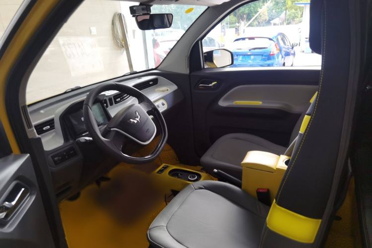 Used Wuling Hongguang MINIEV 2021 Macaron Premium Model – Lithium Iron Phosphate