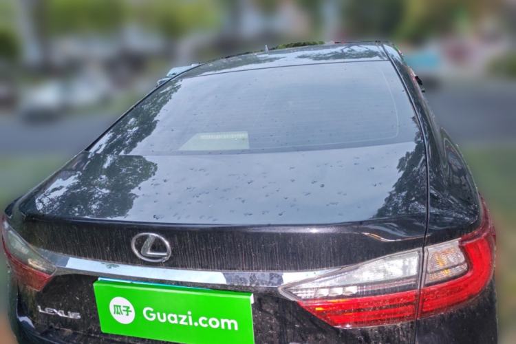 Used Lexus ES 2015 250 Elegant Edition Rear