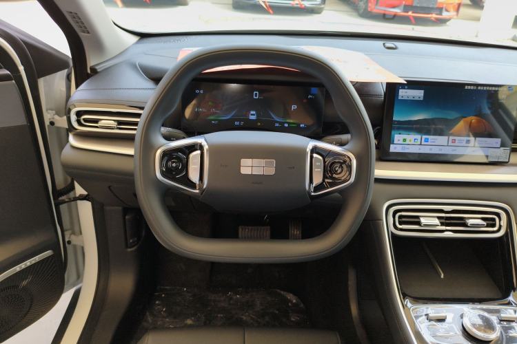 Used Geely Galaxy Stellar 6 2026 Model 125km Free-Style Edition
