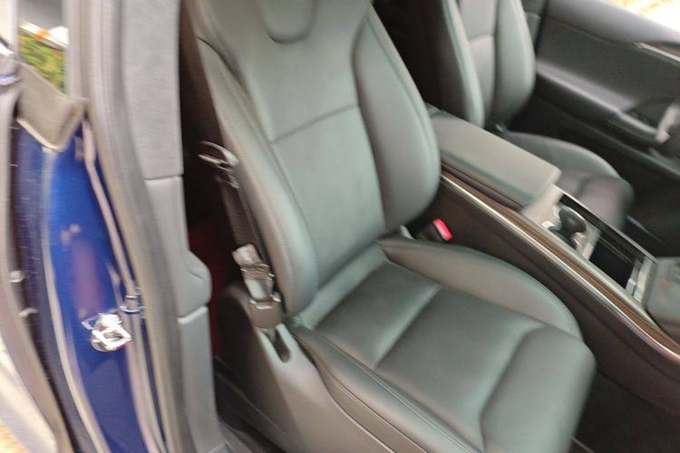 Used Tesla Model X 2023 Dual-Motor All-Wheel-Drive Version