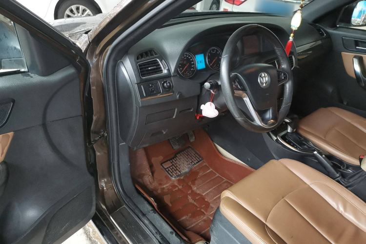 Used Brilliance V5 2014 1.5T Automatic Two-Wheel Drive Luxury Version