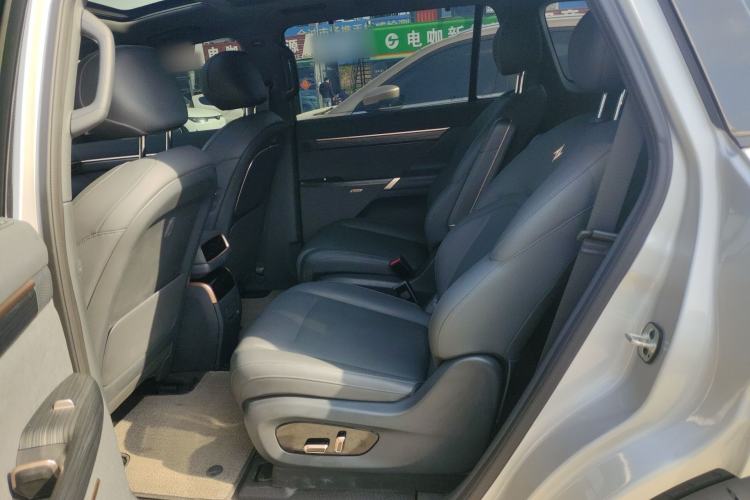 Used Dongfeng eπ eπ008 2024 210Max Range-Extended Version 6 Seats
