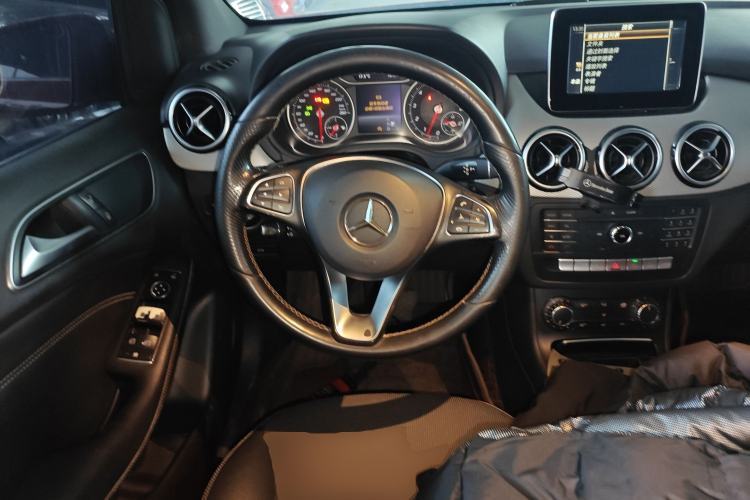 Used Mercedes-Benz B-Class 2015 B 200 Sport Edition
