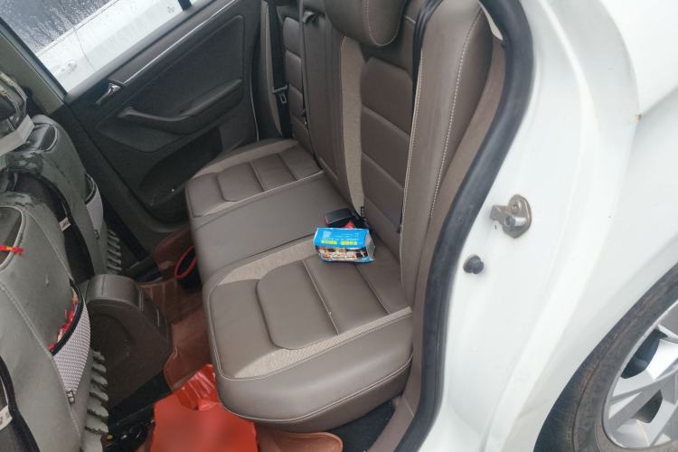 Used Volkswagen Bora 2015 Value Edition 1.6L Automatic Comfort Version