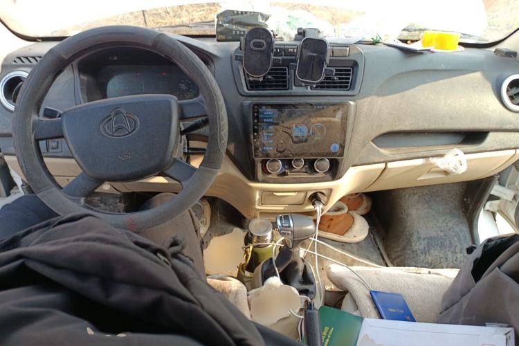 Used CHANGAN KAICHENG Ruixing EM80 2023 EM80 Ⅱ Side-Hinged 5-Seater Comfort Model Center Console