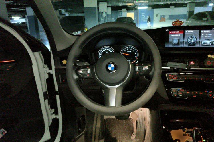 Used BMW X1 2020 sDrive20Li Premium Edition Steering Wheel