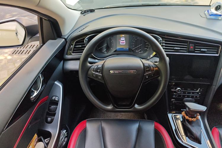 Used Venucia D60 2018 1.6L CVT Smart Connect Elite Edition