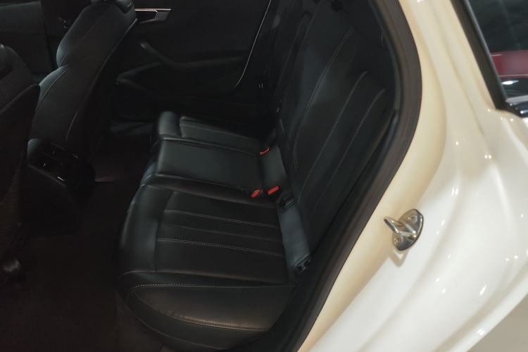 Used Audi A4L 2023 40 TFSI Luxury Dynamic Model