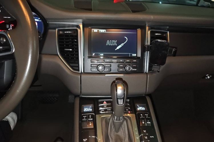 Used Porsche Macan 2016 Macan 2.0T
