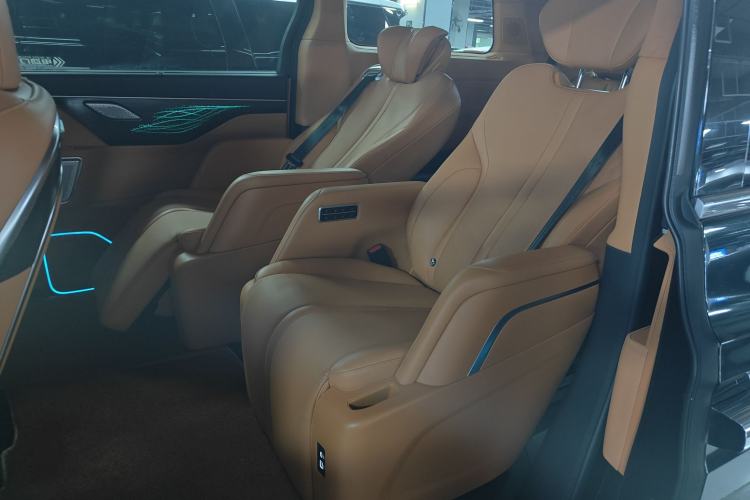 Used Wey Gaoshan 2023 Four-Wheel-Drive Executive Extended Version