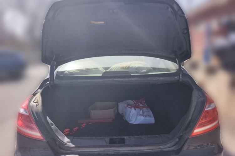 Used Geely Auto Emgrand 2014 Sedan 1.5L Manual Elite Model
