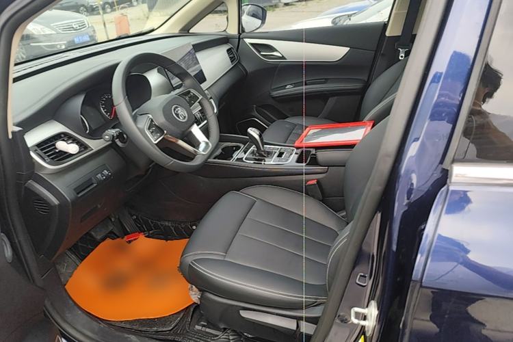 Used BYD Song MAX 2021 Upgraded Model 1.5T Automatic Luxury 6-Seater Left Front Seat