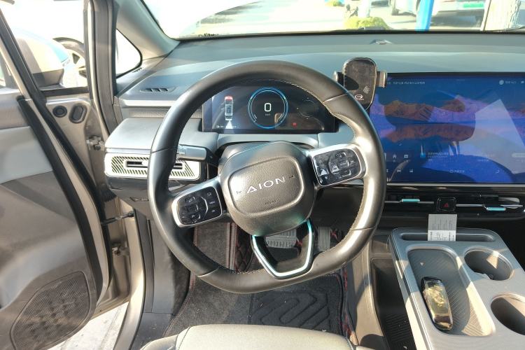 Used AION Y 2024 Younger