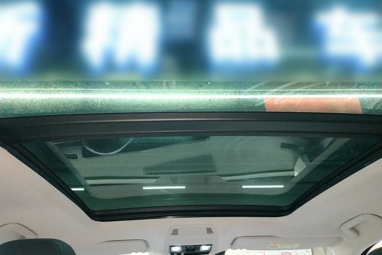 Used Volkswagen Tavendor 2023 330TSI Luxury Touring Edition Headliner