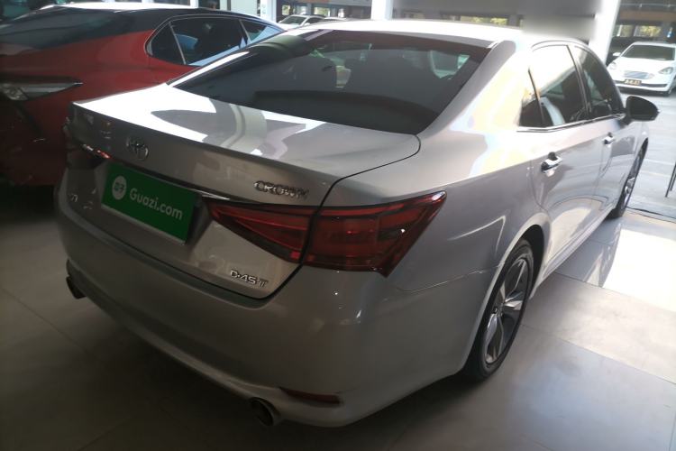 Used Toyota Crown 2015 2.0T Fashion Edition
