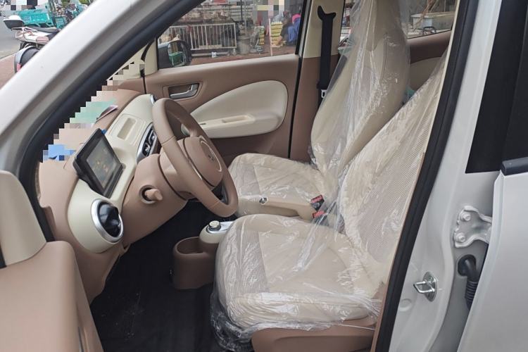 Used Wuling Hongguang MINIEV 2025 Four-Door Version Advanced Edition Left Front Seat