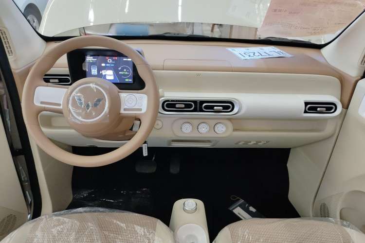 Used Wuling Hongguang MINIEV 2024 3rd Generation 215km Youth Edition