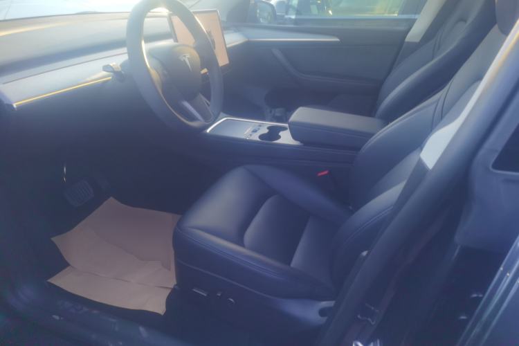 Used Tesla Model Y 2024 Rear-Wheel-Drive Version