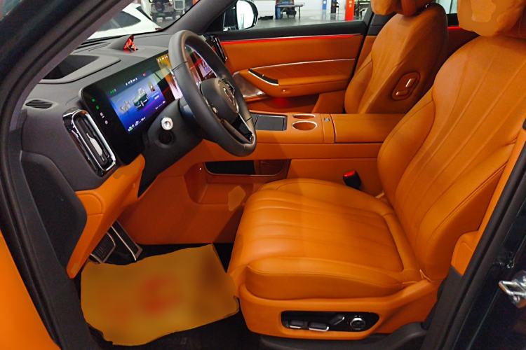 Used Hima AITO M8 2025 Extended-Range Ultra Version 53.4 kWh 6-Seater Edition
