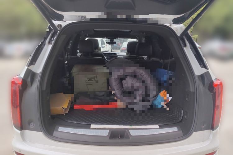 Used Cadillac XT6 2020 28T Six-Seater Four-Wheel-Drive Luxury Version Trunk