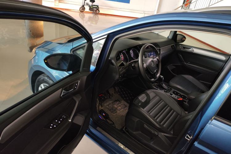 Used Volkswagen Touran 2018 Volkswagen Touran L 280TSI DSG Comfort Edition 7 Seats China V Emission Standard Driver Seat