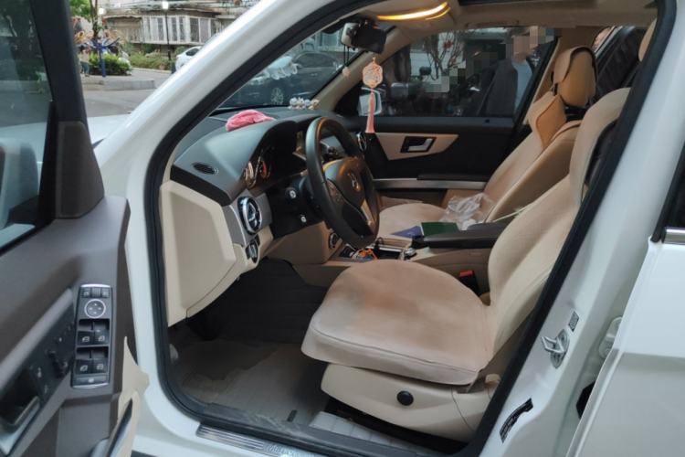 Used Mercedes-Benz GLK-Class 2014 GLK 260 4MATIC Dynamic Model Left Front Seat