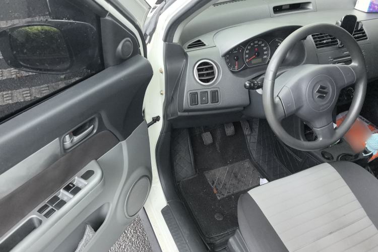 Used Suzuki Swift 2013 1.5L Manual Standard Edition Driver Seat