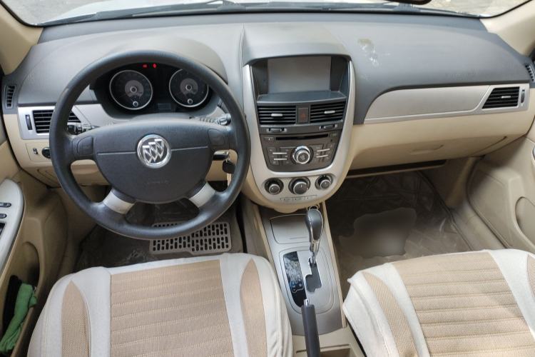 Used Buick Excelle 2013 1.5L Automatic Classic Model
