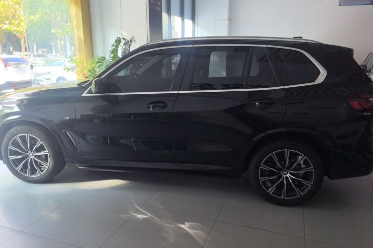 Used BMW X5 2022 xDrive30i M Sport Package
