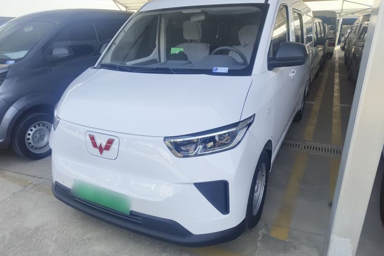 Used Wuling Yangguang 2025 Model 400km Bus Edition—Comfort Edition