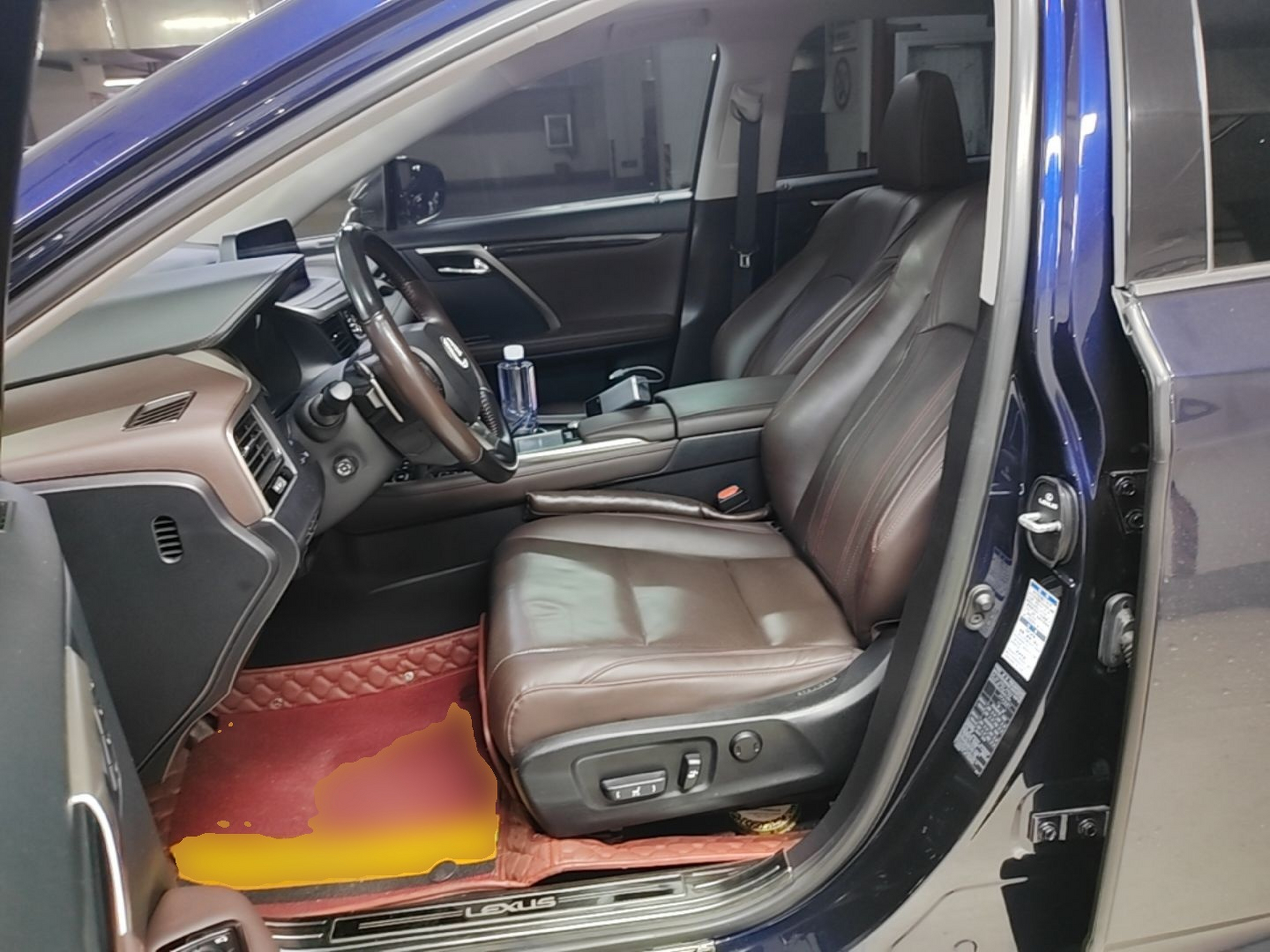 Interior delantero