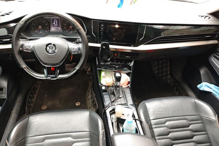 Used Volkswagen Passat 2020 330TSI Elite Edition China VI
