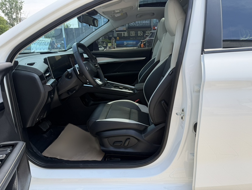 MG 5 Scorpio 2022 1.5T Luxury Edition — снимка 16