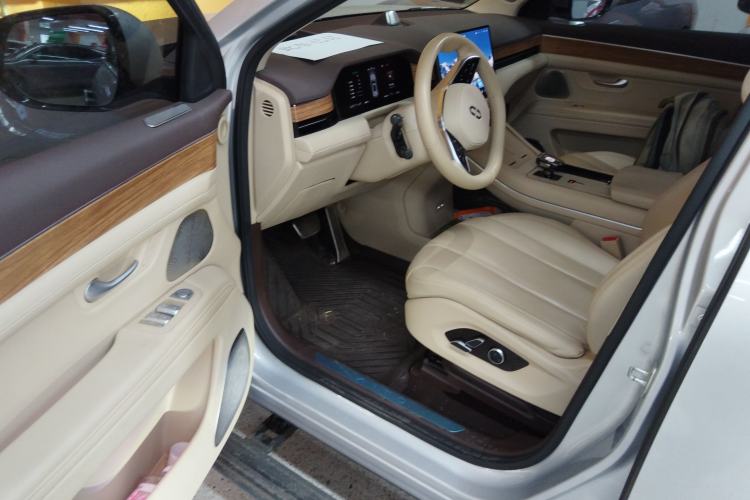 Used Hima AITO M7 2024 1.5T Rear-Drive Plus Version 5 Seats Driver Seat