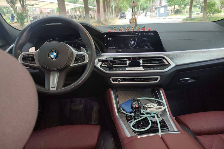 Used BMW X6 2022 Second Facelift xDrive40i M Sport Package Center Console