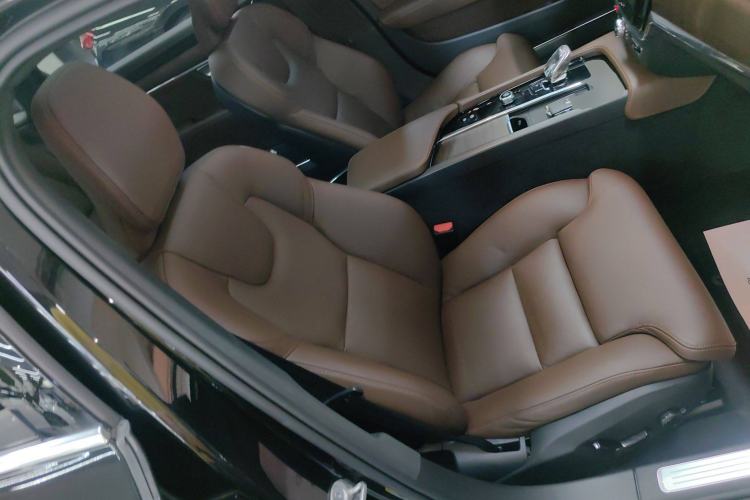 Used Volvo S90 2023 B5 Zhiyuan Luxury Edition