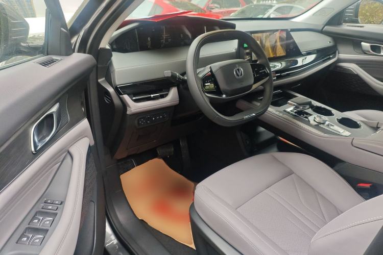 Used Changan UNI-K iDD 2023 Zhidian iDD 1.5T 135km Smart & Fun Model
