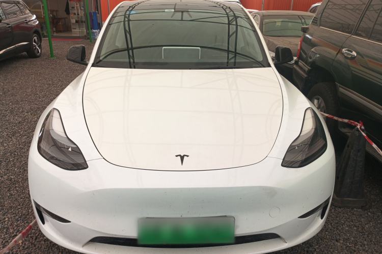 Used Tesla Model Y 2021 Long-Range All-Wheel-Drive Version 3D7 Front