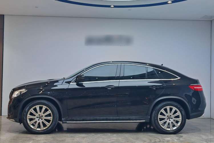 Used Mercedes-Benz GLE Coupe 2018 GLE 320 4MATIC Coupe SUV
