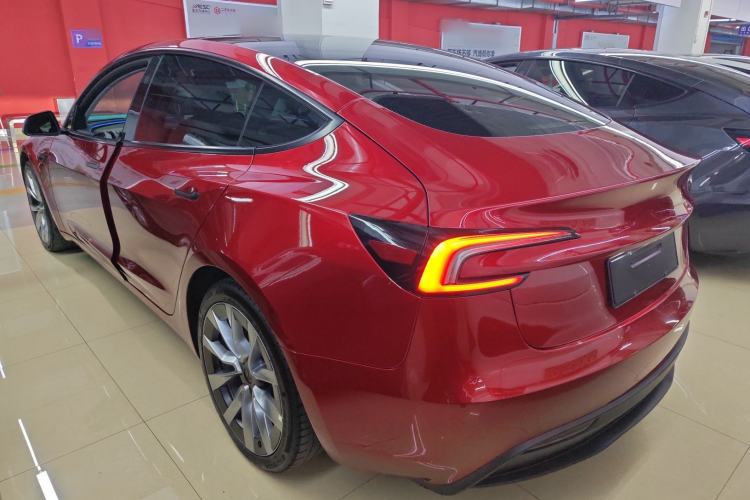 Used Tesla Model 3 2023 Long-Range All-Wheel-Drive Version
