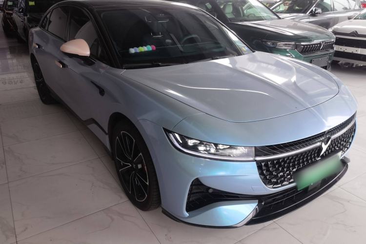 Used VOYAH PASSION 2024 PHEV Four-Wheel Drive Ultra-Long Range Flagship Model