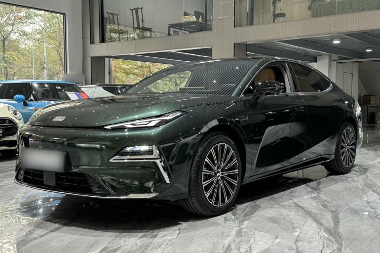 Used Geely Galaxy 8 2025 130km EM-i Flagship Edition