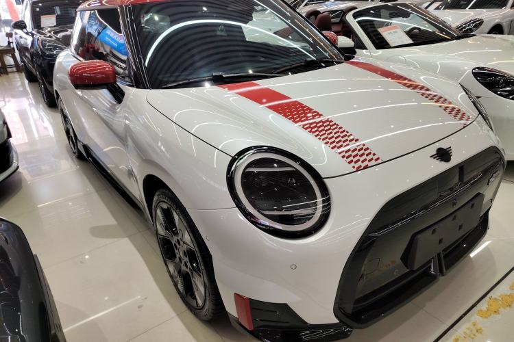 Used MINI Electric COOPER JCW 2025 JOHN COOPER WORKS
