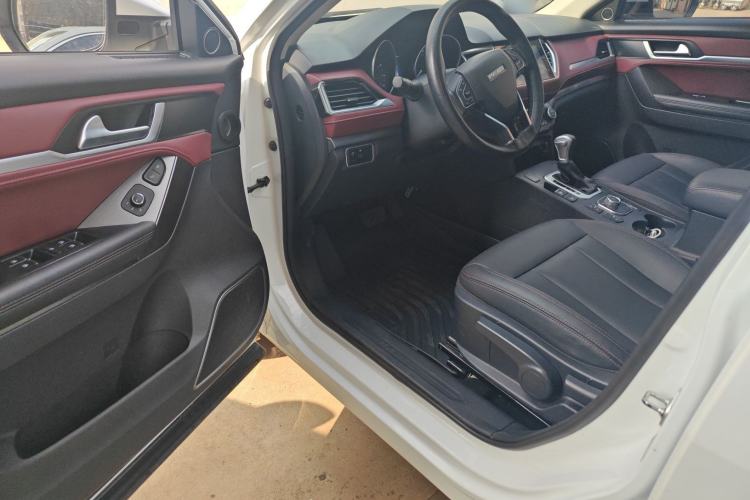 Used Haval H6 Coupe 2018 Red-Label 1.5T Automatic Two-Wheel Drive Luxury Model