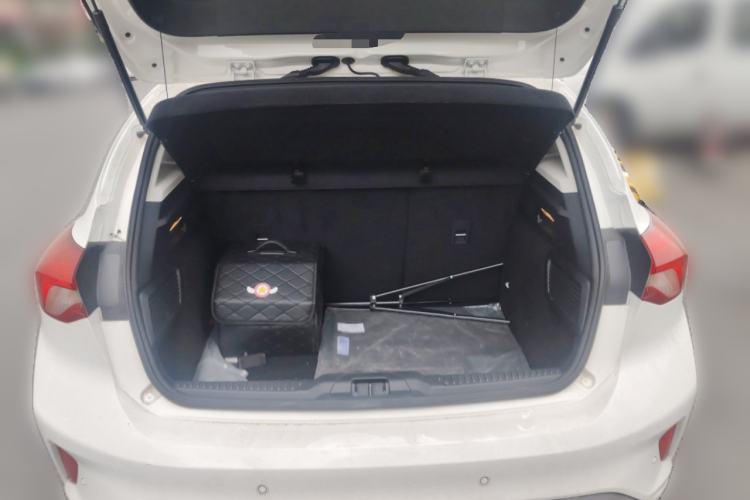 Used Ford Focus 2020 Hatchback EcoBoost 180 Automatic Trend Edition Trunk