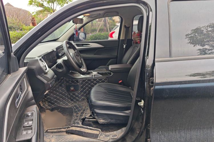 Used Great Wall King Kong Poer 2023 2.0T Automatic Diesel 4x4 Elite Edition Flatbed GW4D20M Left Front Seat