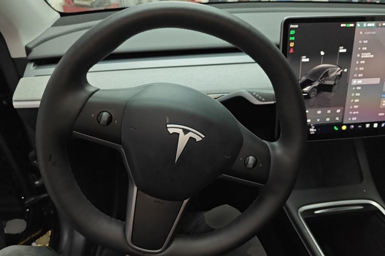Used Tesla Model Y 2024 Rear-Wheel-Drive Version Steering Wheel